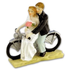 Cake topper Bridal Couple on Motorcycle Polystone 11cm