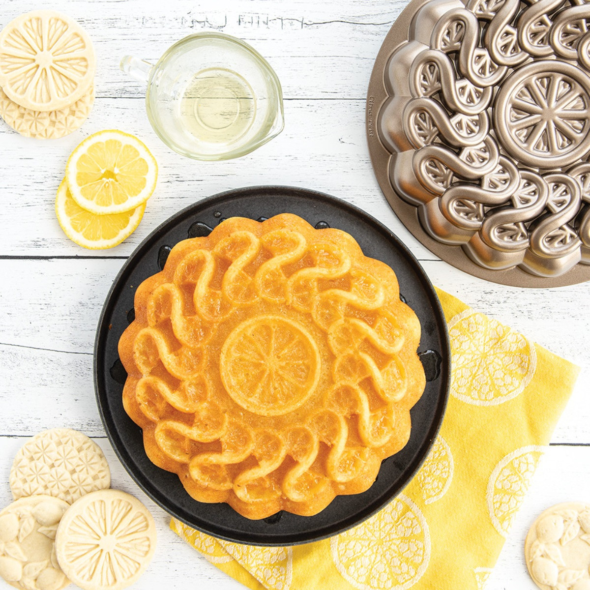 Nordic Ware Citrus Twist Baking Mould