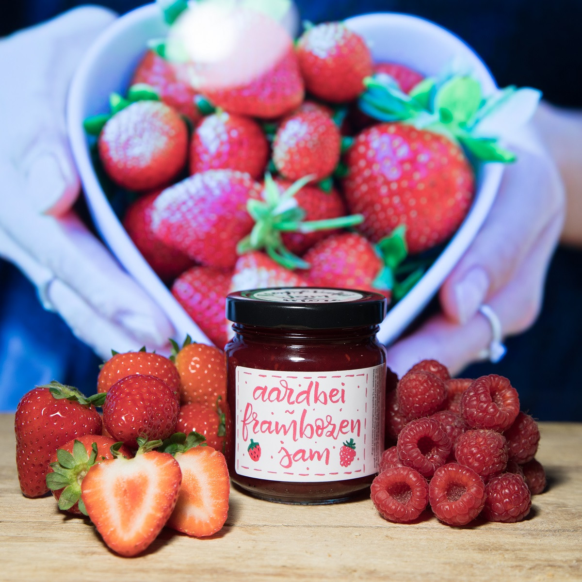 ReggeVallei Cake Filling Strawberry-Raspberry 250g